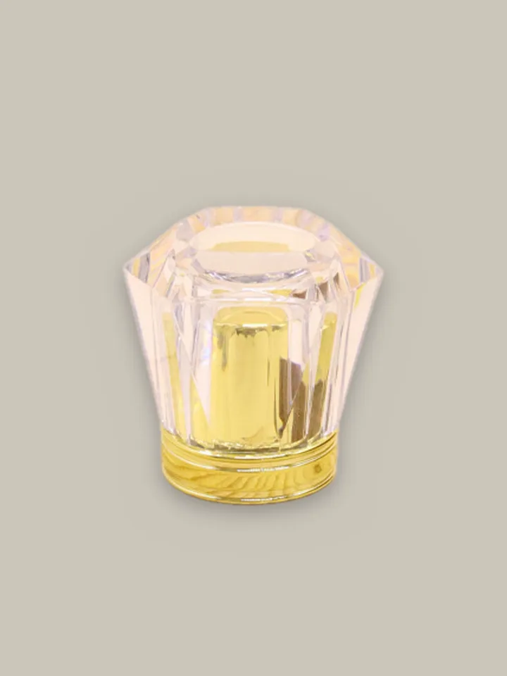 Designer cap, gold