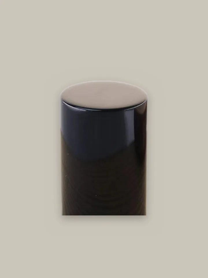 Metal overcap, black